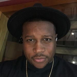 Meet your Posher, Dakari